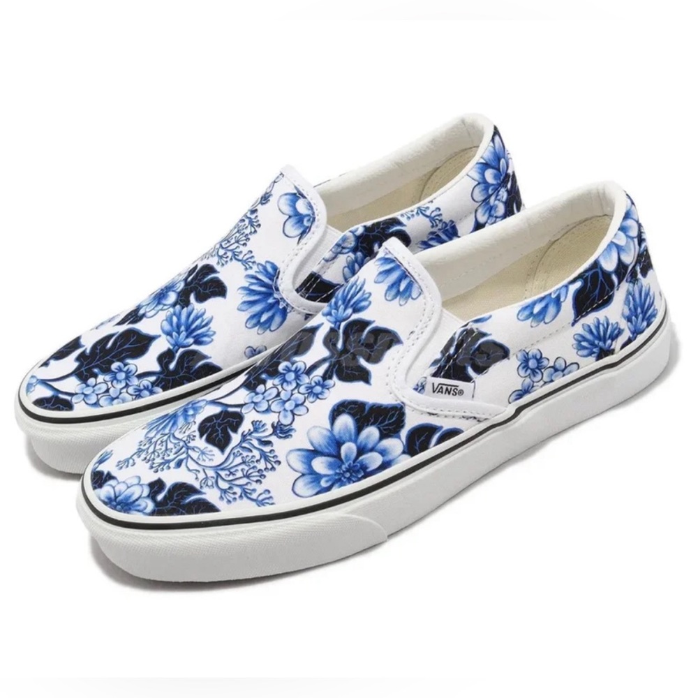 New Vans Classic Slip On Blue Floral White Canvas Sneakers